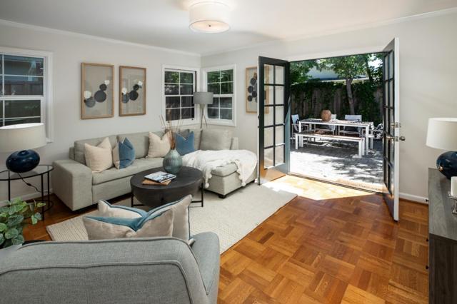 1494 Kings Lane, Palo Alto CA: https://media.crmls.org/mediaz/fc50bd3e-f48f-49c3-a0a8-51f03268da20.jpg