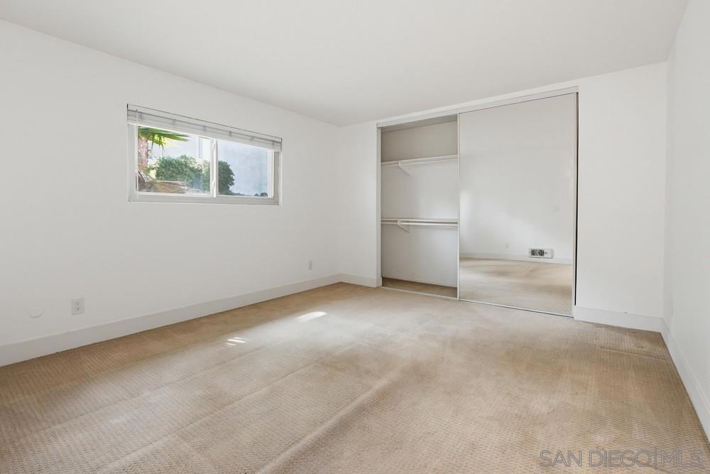 9598 Carroll Canyon - photo 18