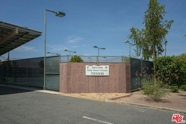 73851 Desert Greens S Drive, Palm Desert CA: https://media.crmls.org/mediaz/fc531ce5-46ac-47ee-ab41-16f96a0213bf.jpg