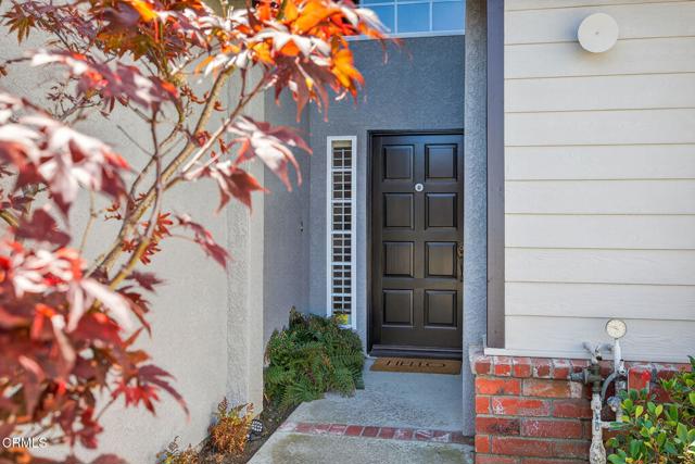 115 Cleveland Court, Ventura CA: https://media.crmls.org/mediaz/fc543945-4cc5-45a0-8db9-52b85b67e2f5.jpg