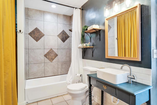 59800 Onaga Trail, Joshua Tree CA: https://media.crmls.org/mediaz/fc548021-79ea-48dd-8b5d-e2efc8828597.jpg