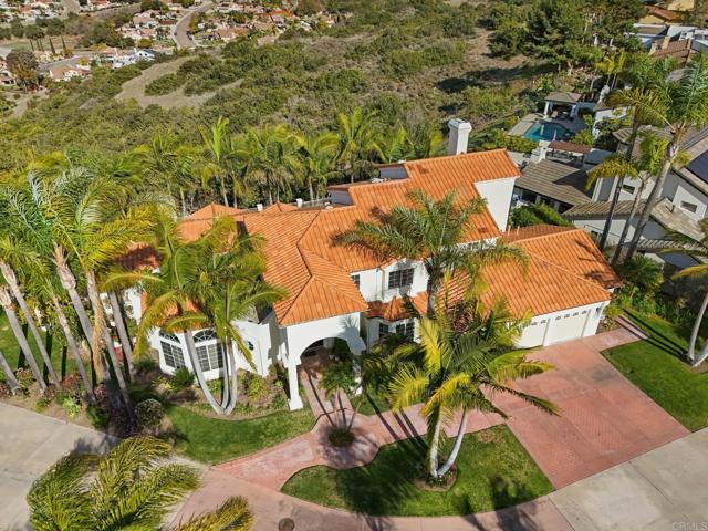 1367 Corona, Bonita CA: https://media.crmls.org/mediaz/fc54814f-dd2a-4baf-b74d-4149063150c2.jpg