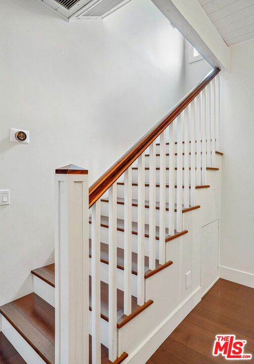 3 Bed Home for Sale in Los Angeles, California