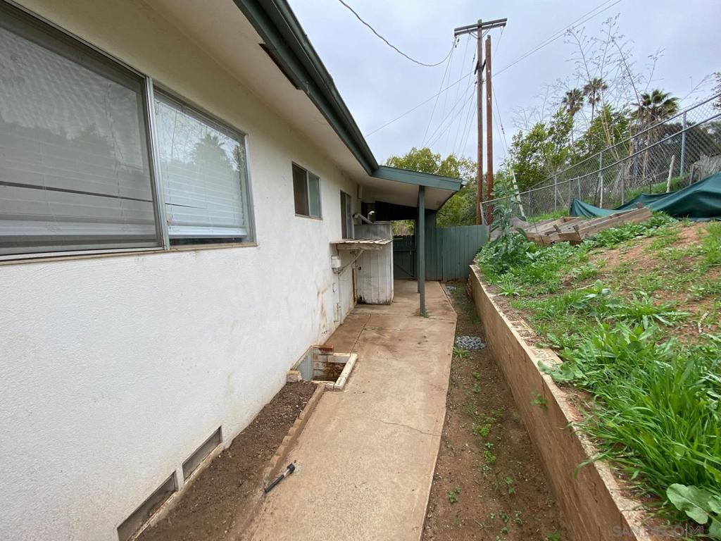 939 7th Ave - photo 3