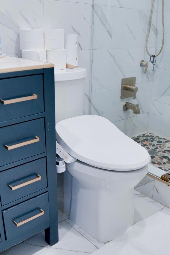https://media.crmls.org/mediaz/fc556450-d0c6-4fce-8293-f82855f4c40a.jpg?preset=X-Large