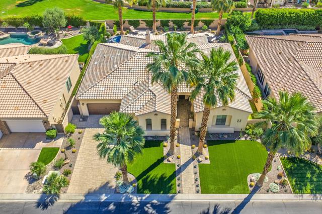 48224 Big Horn Drive, La Quinta CA: https://media.crmls.org/mediaz/fc5605b1-adce-4131-90c3-a5ae0d377bb8.jpg