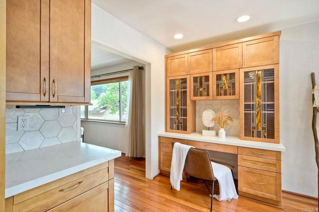 Detail Gallery Image 6 of 35 For 1855 Magdalene Way, San Diego,  CA 92110 - 4 Beds | 2 Baths