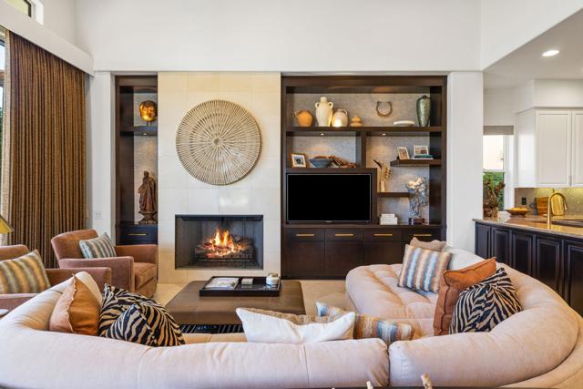 49606 Montana Way, La Quinta CA: https://media.crmls.org/mediaz/fc56f217-a010-419f-b6f4-073a97880525.jpg