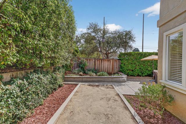 217 Augusta Lane, Aptos CA: https://media.crmls.org/mediaz/fc58132e-bc63-45bb-92a9-e922fea495bd.jpg