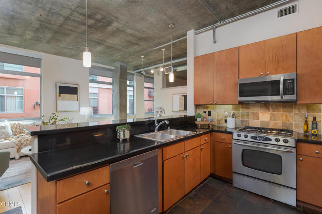 Detail Gallery Image 2 of 33 For 840 E Green St #309,  Pasadena,  CA 91101 - 1 Beds | 1 Baths