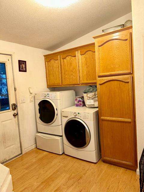 60 Plumosa Lane, Aptos CA: https://media.crmls.org/mediaz/fc5952ce-2daf-4993-ae18-68e35746ba02.jpg