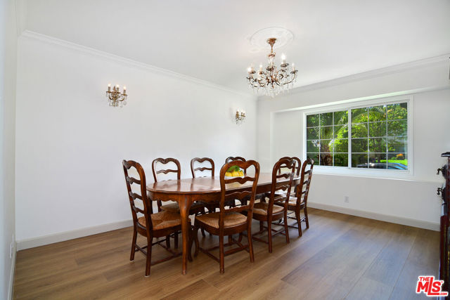 5020 Dantes View Drive, Agoura Hills CA: https://media.crmls.org/mediaz/fc5a1219-3d67-466a-a867-459f34aeab07.jpg
