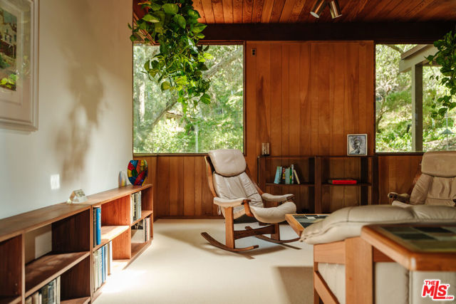 1289 Old Topanga Canyon Road, Topanga CA: https://media.crmls.org/mediaz/fc5a3d4d-38db-4609-bf88-3bbb3e46afc4.jpg