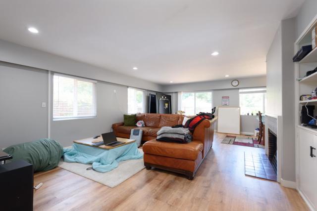 2085 Addison Avenue, East Palo Alto CA: https://media.crmls.org/mediaz/fc5b3b3d-4b2b-4c31-afe9-f3ac6c82c322.jpg