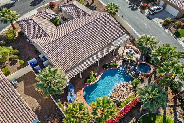 40613 Corte Los Cerritos, Indio CA: https://media.crmls.org/mediaz/fc5bcab4-86a7-4247-8ecf-5ee854717bba.jpg