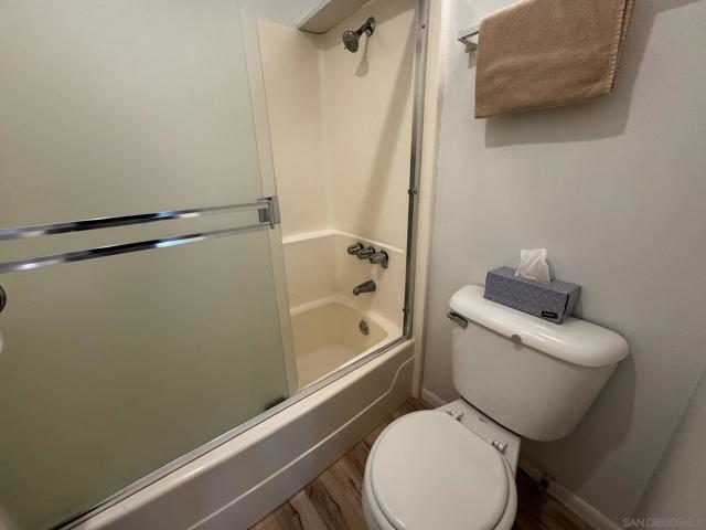 1885 Diamond St, San Diego CA: https://media.crmls.org/mediaz/fc5c2e84-d523-4a8c-8492-01c3ef7aa2e1.jpg