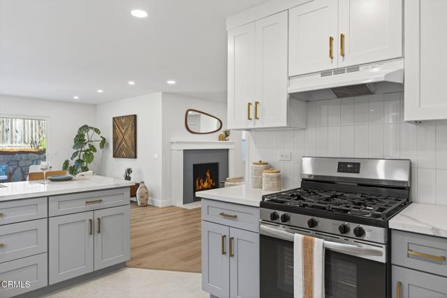 400 Dayloma Avenue, Ventura CA: https://media.crmls.org/mediaz/fc5c792a-ea4a-4a9f-bf82-a916a4ab12b2.jpg