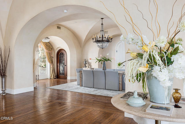 Detail Gallery Image 14 of 65 For 1535 Circle Dr, San Marino,  CA 91108 - 5 Beds | 5/3 Baths