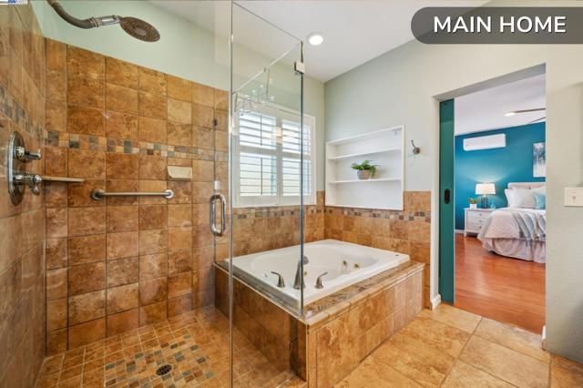 507 Maple St, Livermore CA: https://media.crmls.org/mediaz/fc5ded03-b089-4d33-b034-8f74ee59b627.jpg