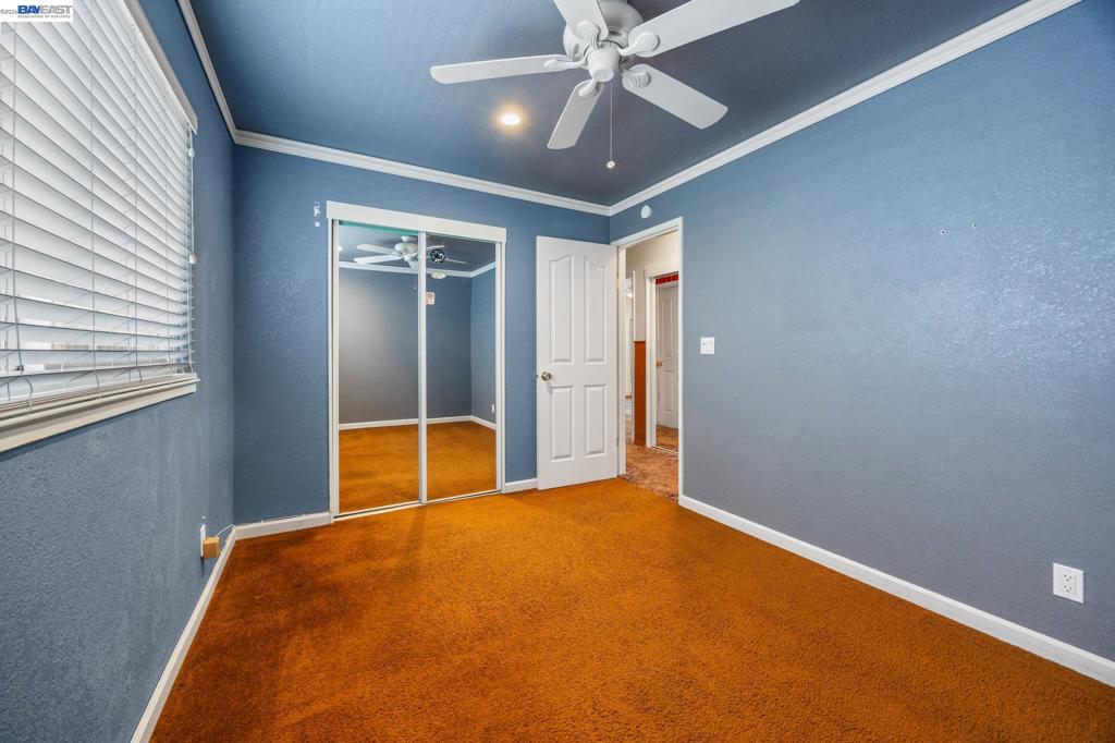 https://media.crmls.org/mediaz/fc5e84a1-7585-4bf8-b320-c0ca3ad05555.jpg?preset=X-Large