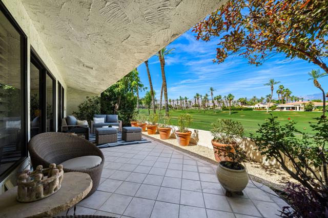 44825 Guadalupe Drive, Indian Wells CA: https://media.crmls.org/mediaz/fc5f2323-ad17-40b8-b22b-443e9326fdc0.jpg