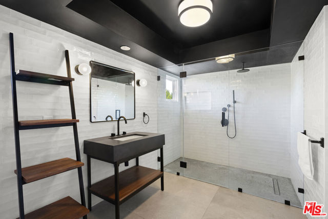 8306 Skyline Drive, Los Angeles CA: https://media.crmls.org/mediaz/fc5f332e-a85f-43c5-aaa6-ce880e51e9eb.jpg