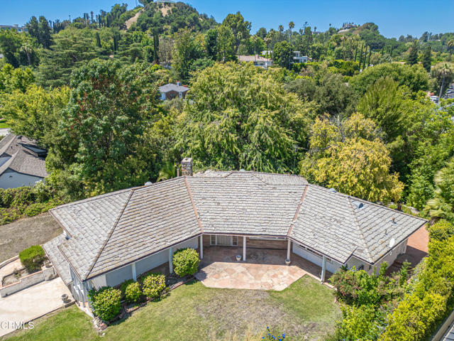 4369 Firmament Avenue, Encino CA: https://media.crmls.org/mediaz/fc5f549e-e096-4479-8a8f-6895757c6a11.jpg