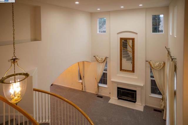 Image 7 of 24 For 343 Lower Vintners Cir