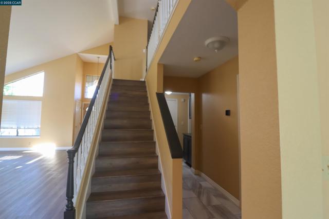 4632 Country Hills Dr, Antioch CA: https://media.crmls.org/mediaz/fc617673-3f44-4828-8383-acdeff7b1eeb.jpg