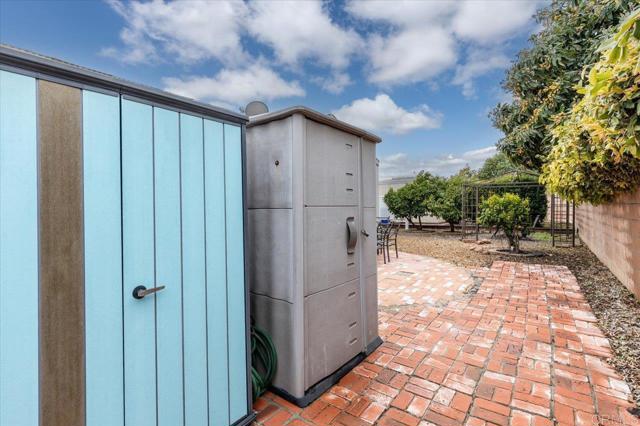 1501 Anza Avenue, Vista CA: https://media.crmls.org/mediaz/fc617cb7-6f32-473d-82c8-87d3061fd43b.jpg