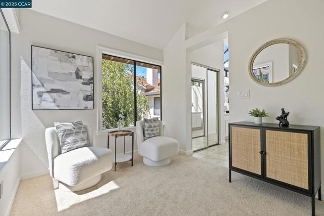 731 Lakemont Pl, San Ramon CA: https://media.crmls.org/mediaz/fc61a198-09cf-45e3-8d28-c467de473283.jpg