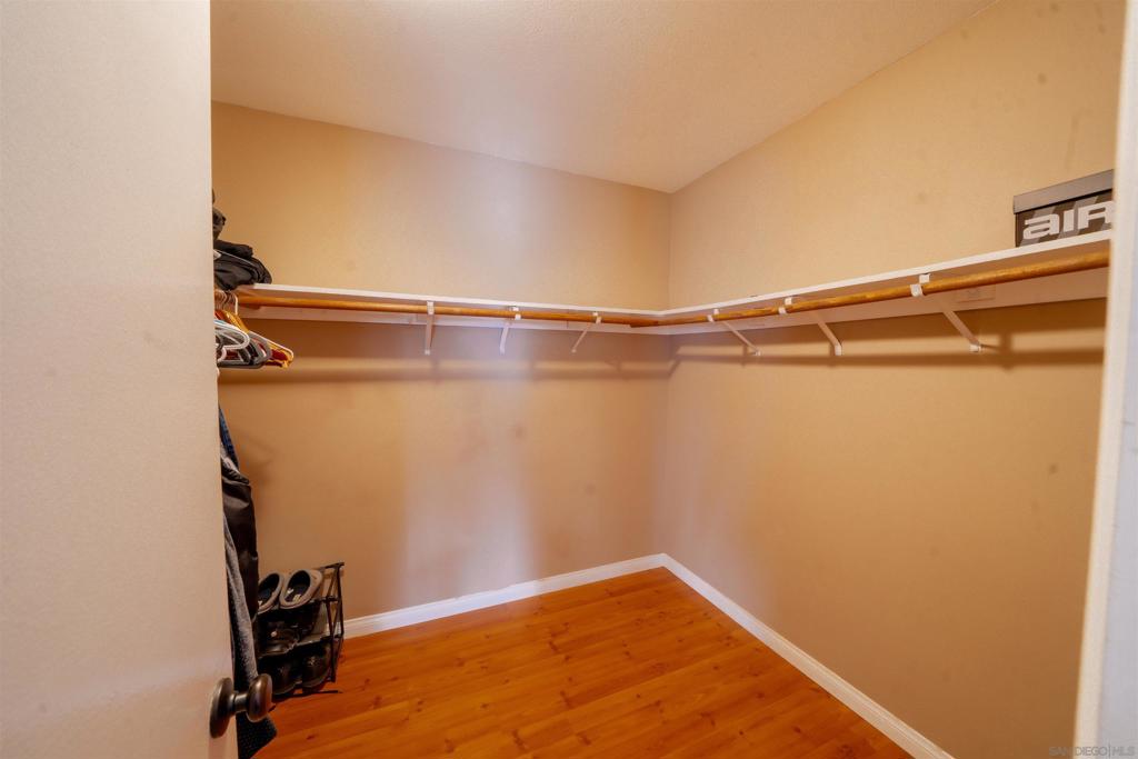 Escondido - photo 19