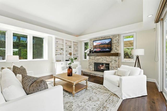 356 Covington Road, Los Altos CA: https://media.crmls.org/mediaz/fc624beb-5a07-4389-aedc-4c13bc1b4614.jpg