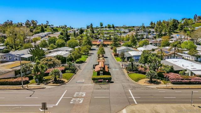 525 W El Norte, Escondido CA: https://media.crmls.org/mediaz/fc647468-5cba-4d06-8f18-347263aa8ca0.jpg