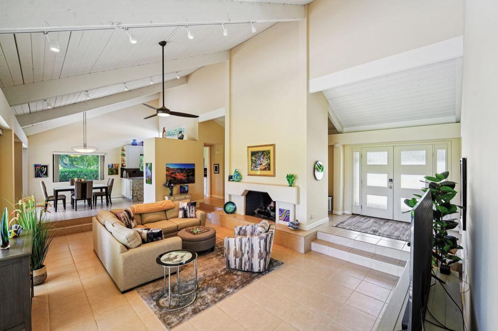 MLS #219135291DA image #8