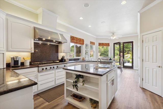 2710 Summerland Road,  CA: https://media.crmls.org/mediaz/fc64d264-209e-423f-a9a5-b693a80e6828.jpg
