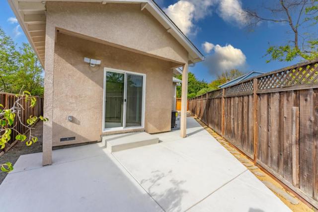 462 Madison Drive, San Jose CA: https://media.crmls.org/mediaz/fc66401d-63a3-4c9d-a156-0d0ecd469e9f.jpg