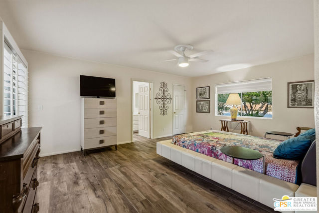 600 W Via Escuela, Palm Springs, CA 92262