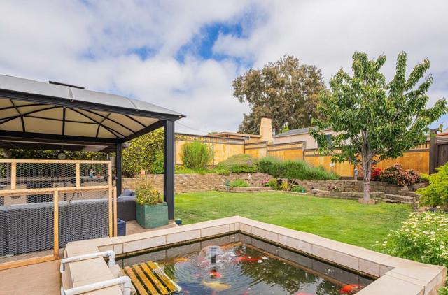 260 Paul Avenue, Salinas CA: https://media.crmls.org/mediaz/fc66a095-79e4-422f-b513-4f01262aaf1b.jpg