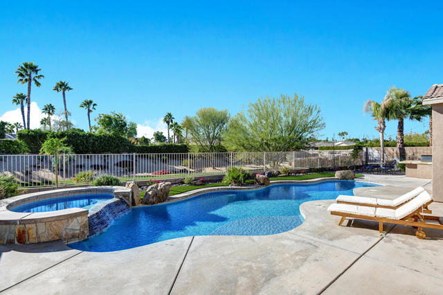 Image 31 of 40 For 43179 Corte Del Oro