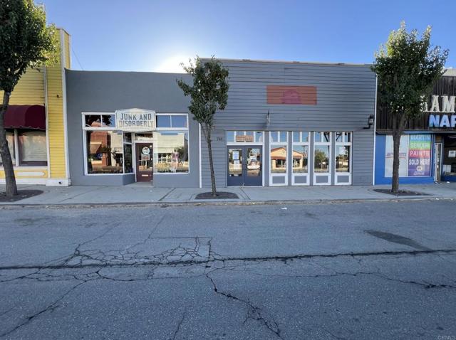 738 Main Street, Ramona, California 92065, ,Commercial Sale,For Sale,738 Main Street,CRNDP2309176