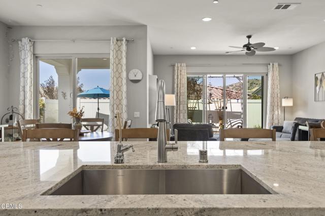 508 Autumn Path Lane, Santa Paula CA: https://media.crmls.org/mediaz/fc68414a-56d8-4e19-962a-7e9c229db5e0.jpg