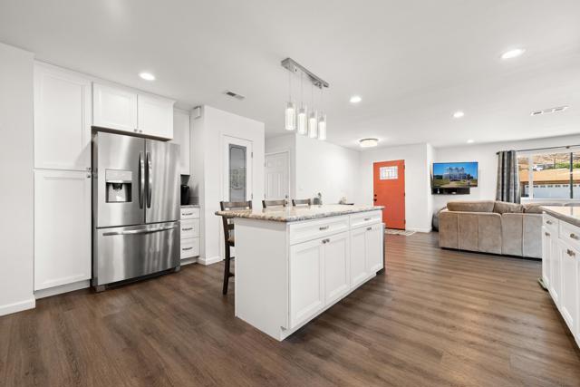 13011 Laurel St, Lakeside CA: https://media.crmls.org/mediaz/fc68d6c2-90d5-482a-82b1-d3a3db27be15.jpg