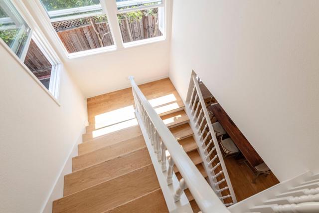 923 Grand Street, Redwood City CA: https://media.crmls.org/mediaz/fc695132-b190-4b24-ab60-359fccea05ae.jpg