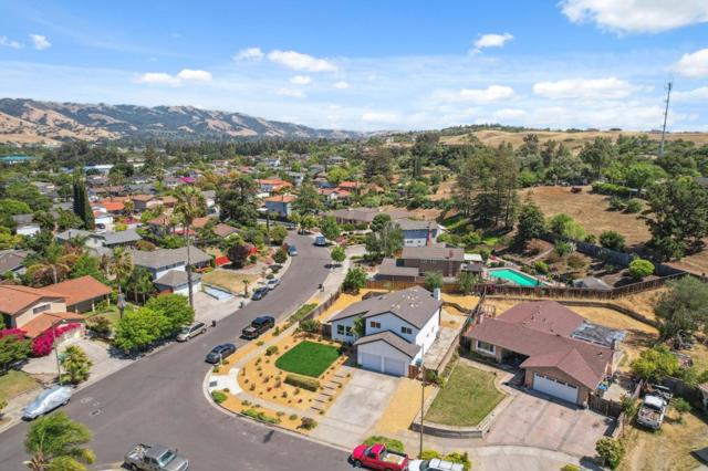 2494 Prunetree Court, San Jose CA: https://media.crmls.org/mediaz/fc6ae01f-347c-4ec2-ab36-bbc98779a069.jpg