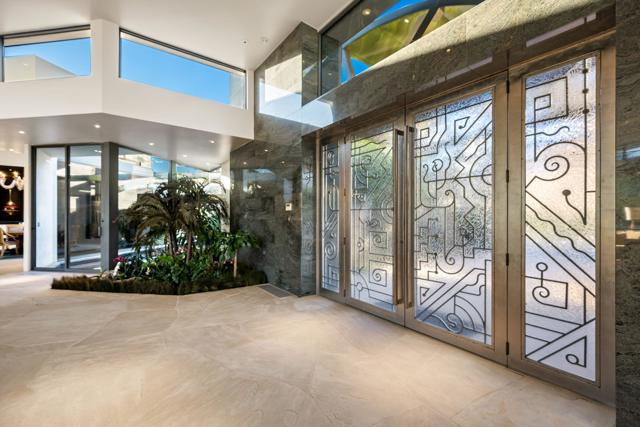 79235 Tom Fazio N Lane, La Quinta CA: https://media.crmls.org/mediaz/fc6b5ddd-ee8b-4284-9bb7-57c78a6dbf55.jpg