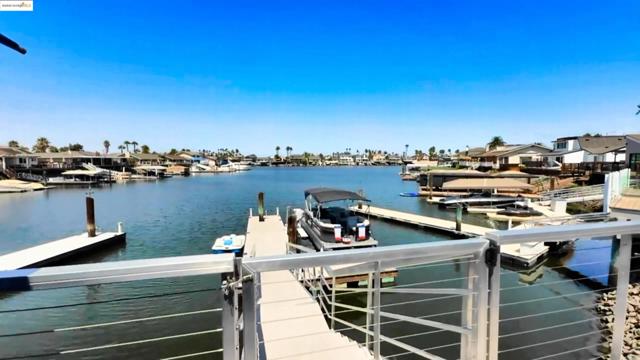 4911 Cabrillo Pt, Discovery Bay CA: https://media.crmls.org/mediaz/fc6b722b-0095-456d-b354-c606b57d454f.jpg