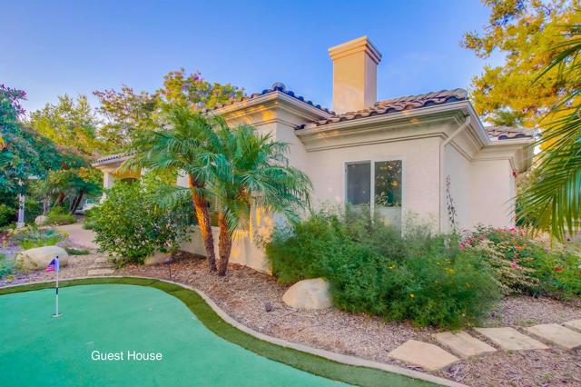 1495 Meredith Road, Fallbrook CA: https://media.crmls.org/mediaz/fc6ba7b0-75e7-47c4-9fe6-23fe5eef44b6.jpg