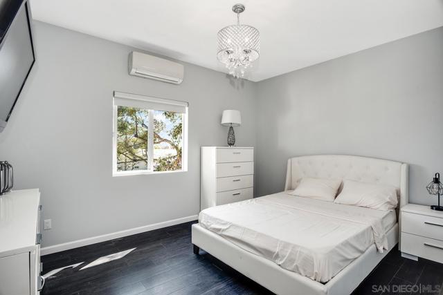 Image 6 of 11 For 5411 Lauretta St