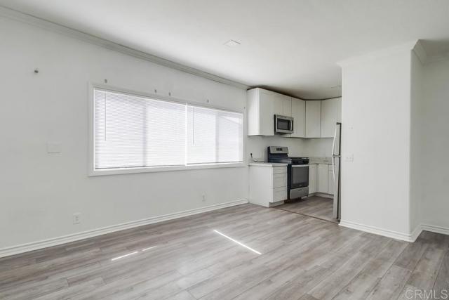 Image 6 of 35 For 734 Grand Avenue